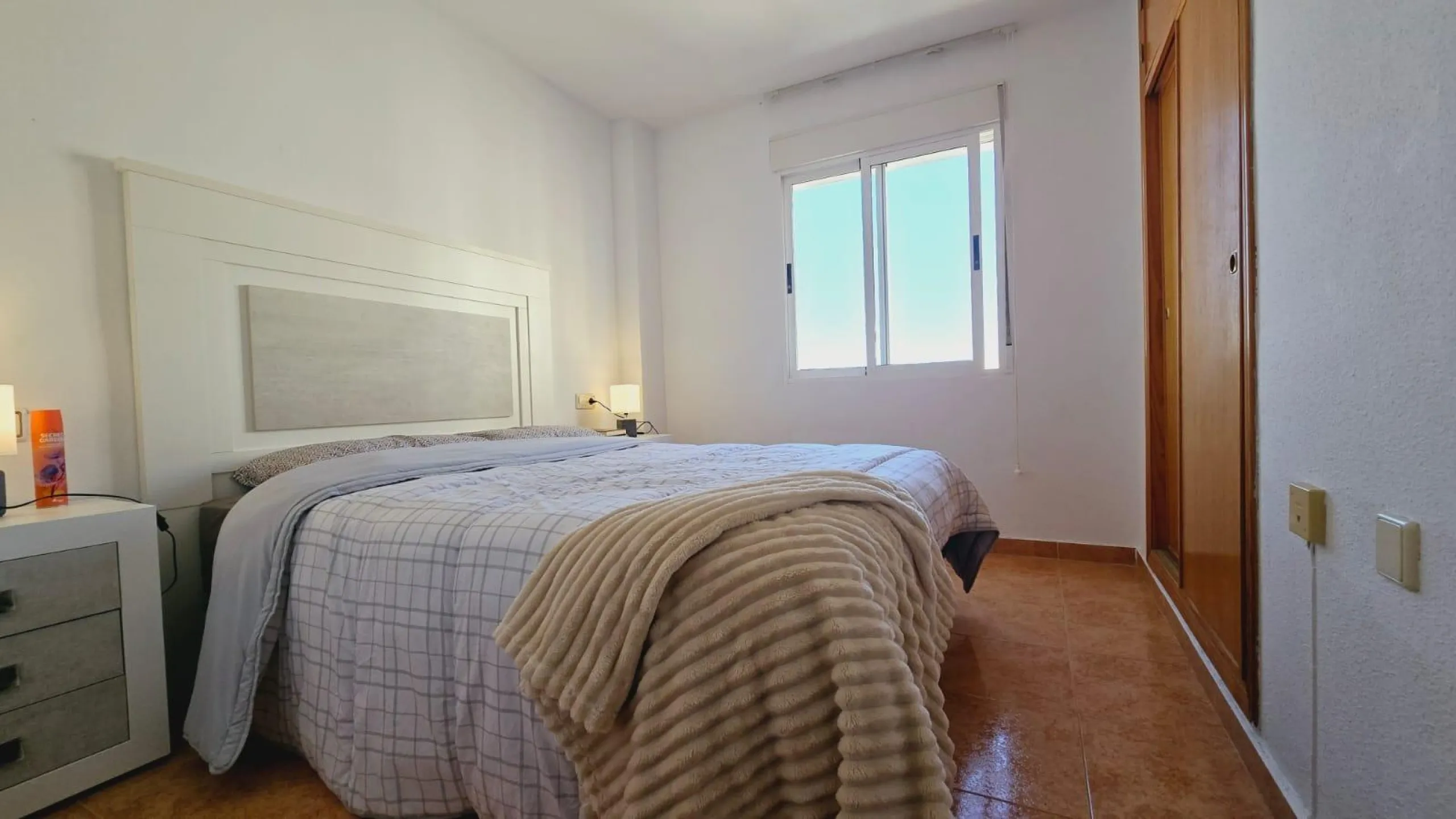 VIVIENDA DE 2 HABITACIONES EN PLANTA 4 CON PISCINA Y VISTAS DESPEJADAS