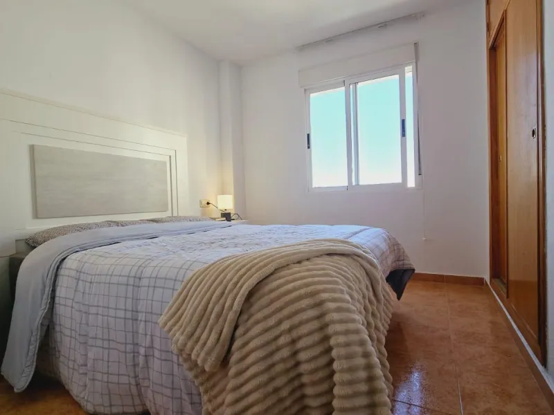 VIVIENDA DE 2 HABITACIONES EN PLANTA 4 CON PISCINA Y VISTAS DESPEJADAS