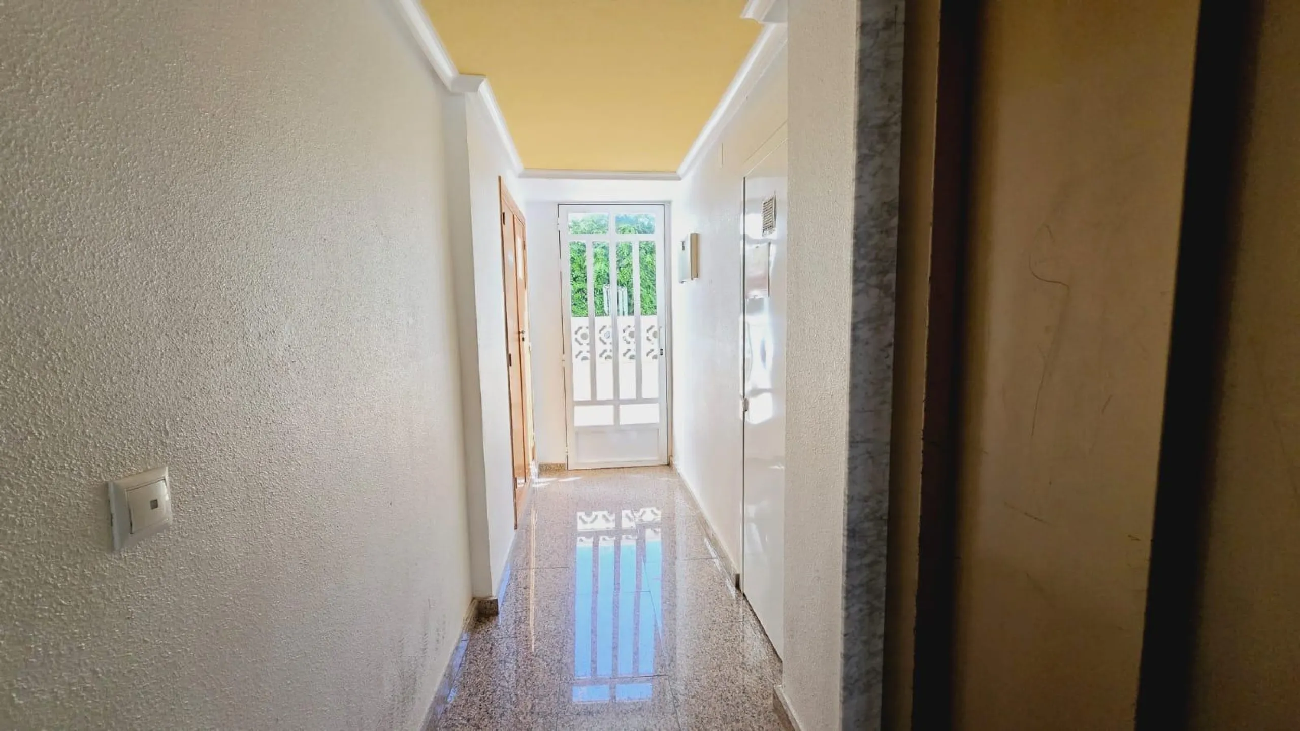 VIVIENDA DE 2 HABITACIONES EN PLANTA 4 CON PISCINA Y VISTAS DESPEJADAS