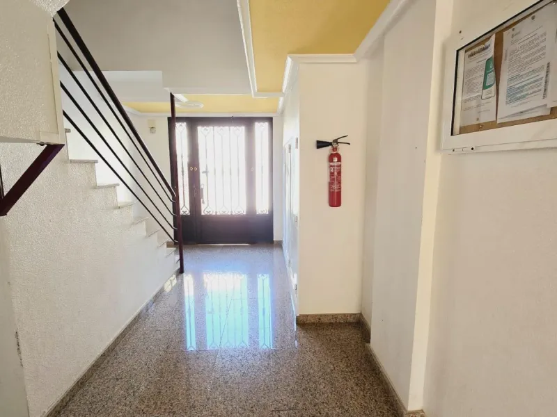 VIVIENDA DE 2 HABITACIONES EN PLANTA 4 CON PISCINA Y VISTAS DESPEJADAS
