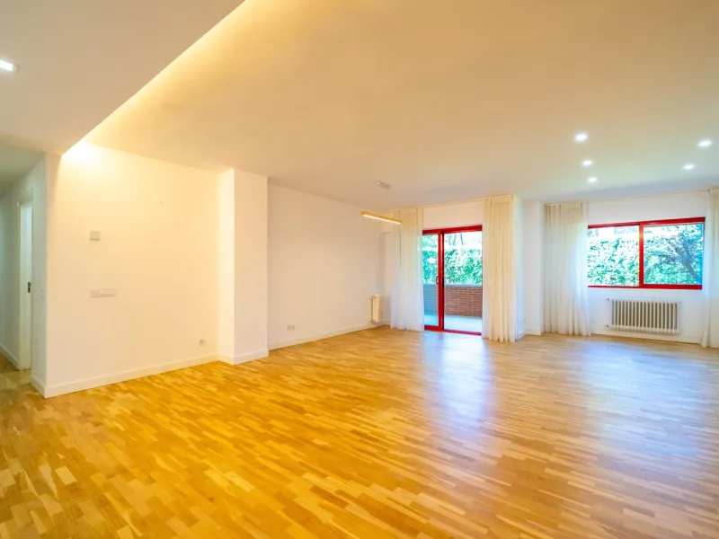 EXCLUSIVE FULLY RENOVATED PROPERTY IN PRADO DE SOMOSAGUAS – LA FINCA