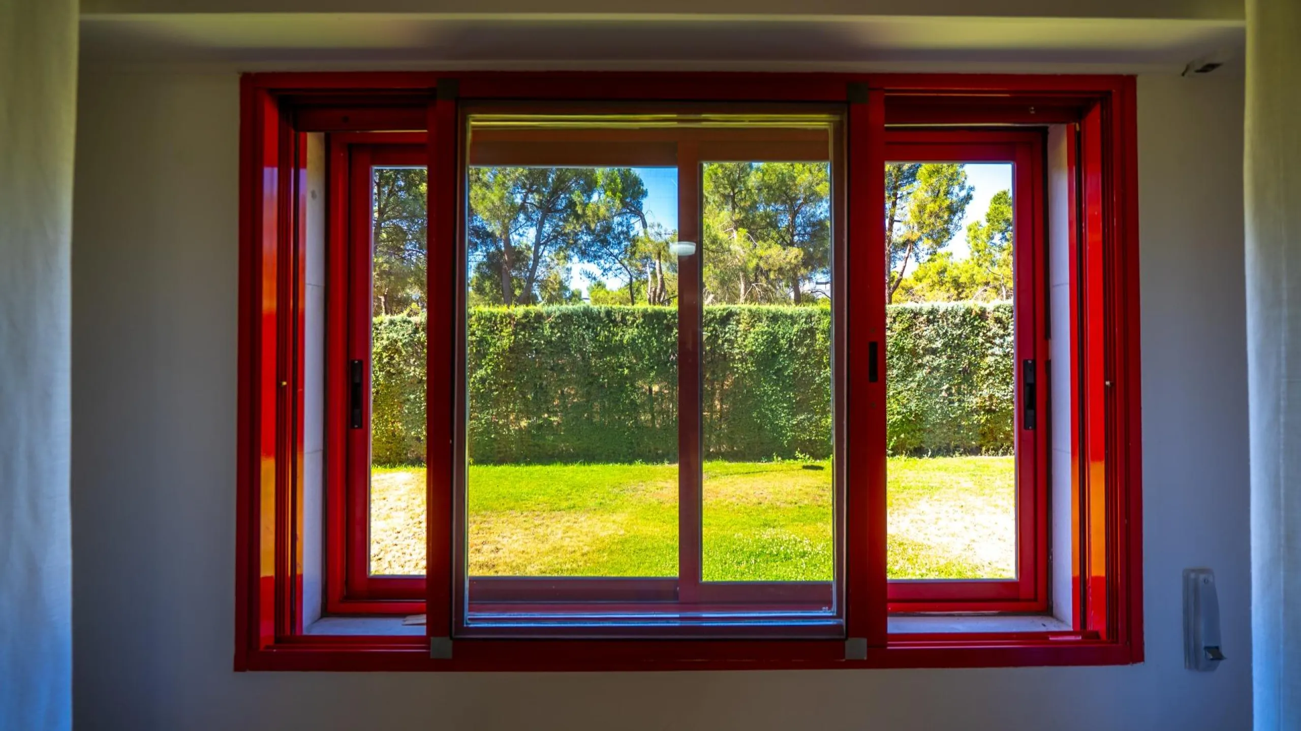 EXCLUSIVE FULLY RENOVATED PROPERTY IN PRADO DE SOMOSAGUAS – LA FINCA