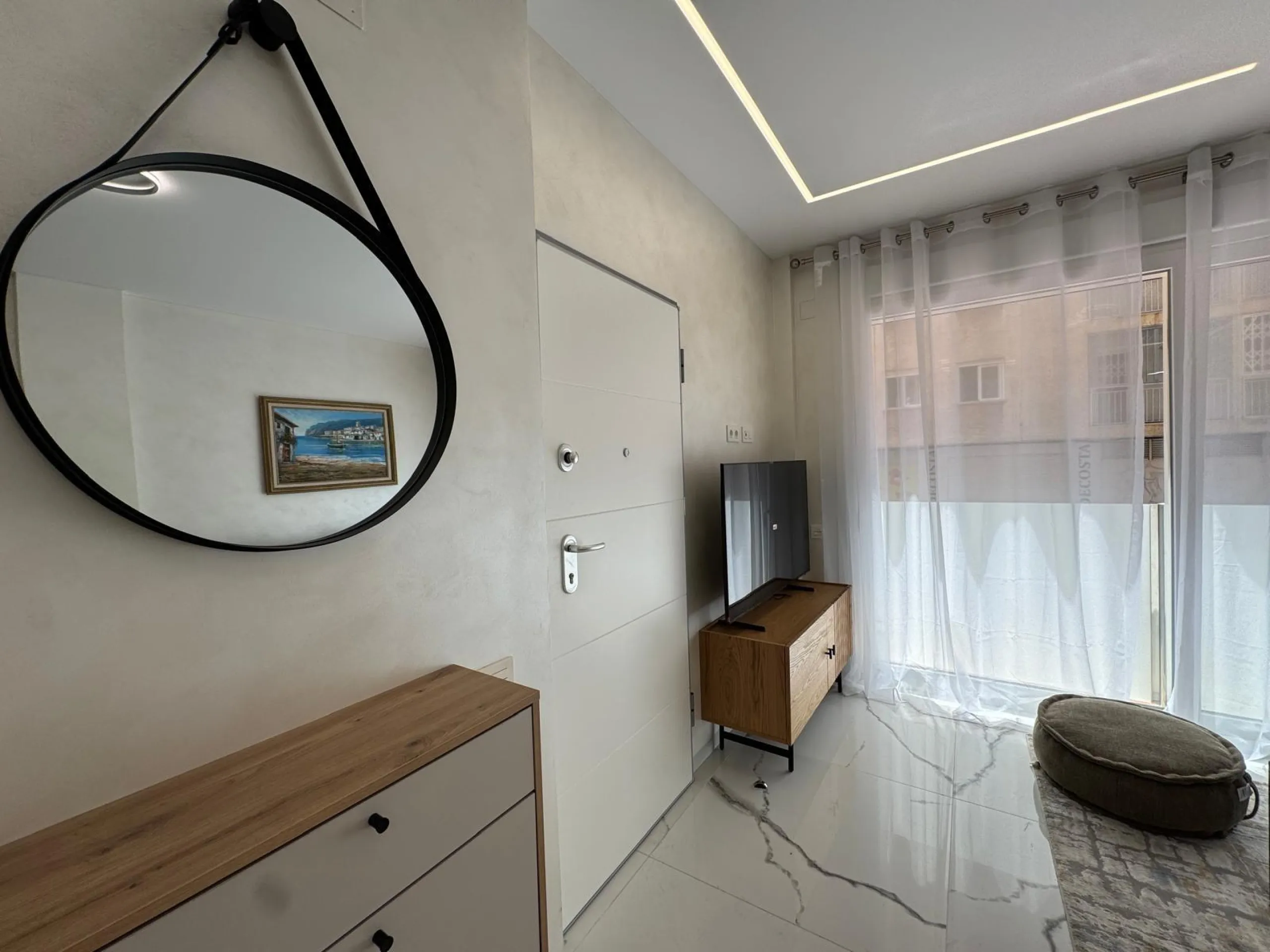 TOTALLY REFURBISHED APARTMENT 50 METERS FROM PLAYA DEL CURA. 2 BEDROOMS. 2 BATHROOMS. BUILT AREA 67 M2.