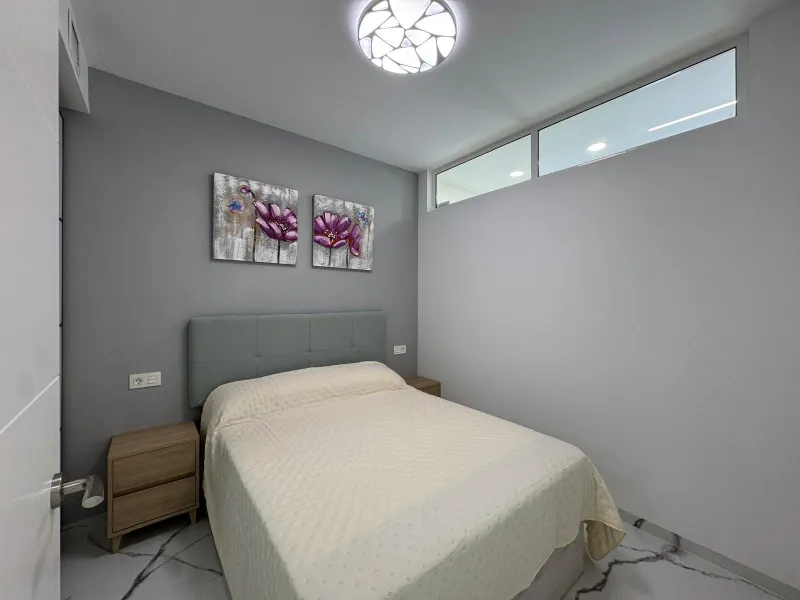 TOTALLY REFURBISHED APARTMENT 50 METERS FROM PLAYA DEL CURA. 2 BEDROOMS. 2 BATHROOMS. BUILT AREA 67 M2.