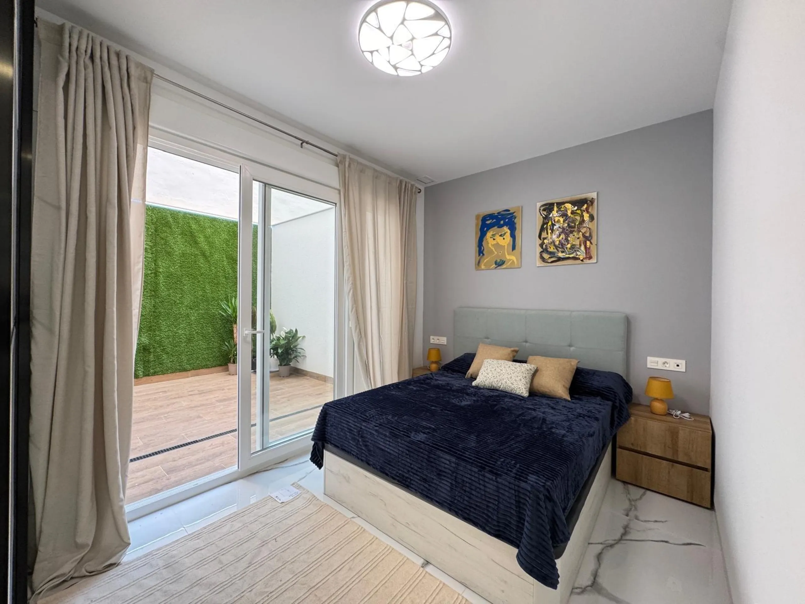 TOTALLY REFURBISHED APARTMENT 50 METERS FROM PLAYA DEL CURA. 2 BEDROOMS. 2 BATHROOMS. BUILT AREA 67 M2.