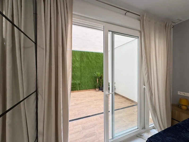 TOTALLY REFURBISHED APARTMENT 50 METERS FROM PLAYA DEL CURA. 2 BEDROOMS. 2 BATHROOMS. BUILT AREA 67 M2.
