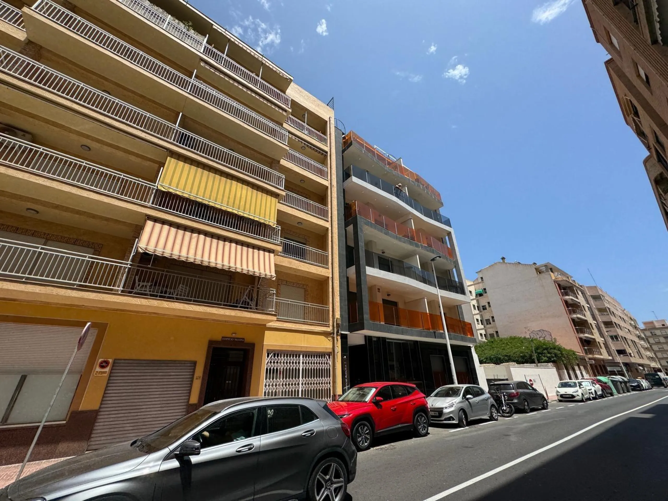 TOTALLY REFURBISHED APARTMENT 50 METERS FROM PLAYA DEL CURA. 2 BEDROOMS. 2 BATHROOMS. BUILT AREA 67 M2.