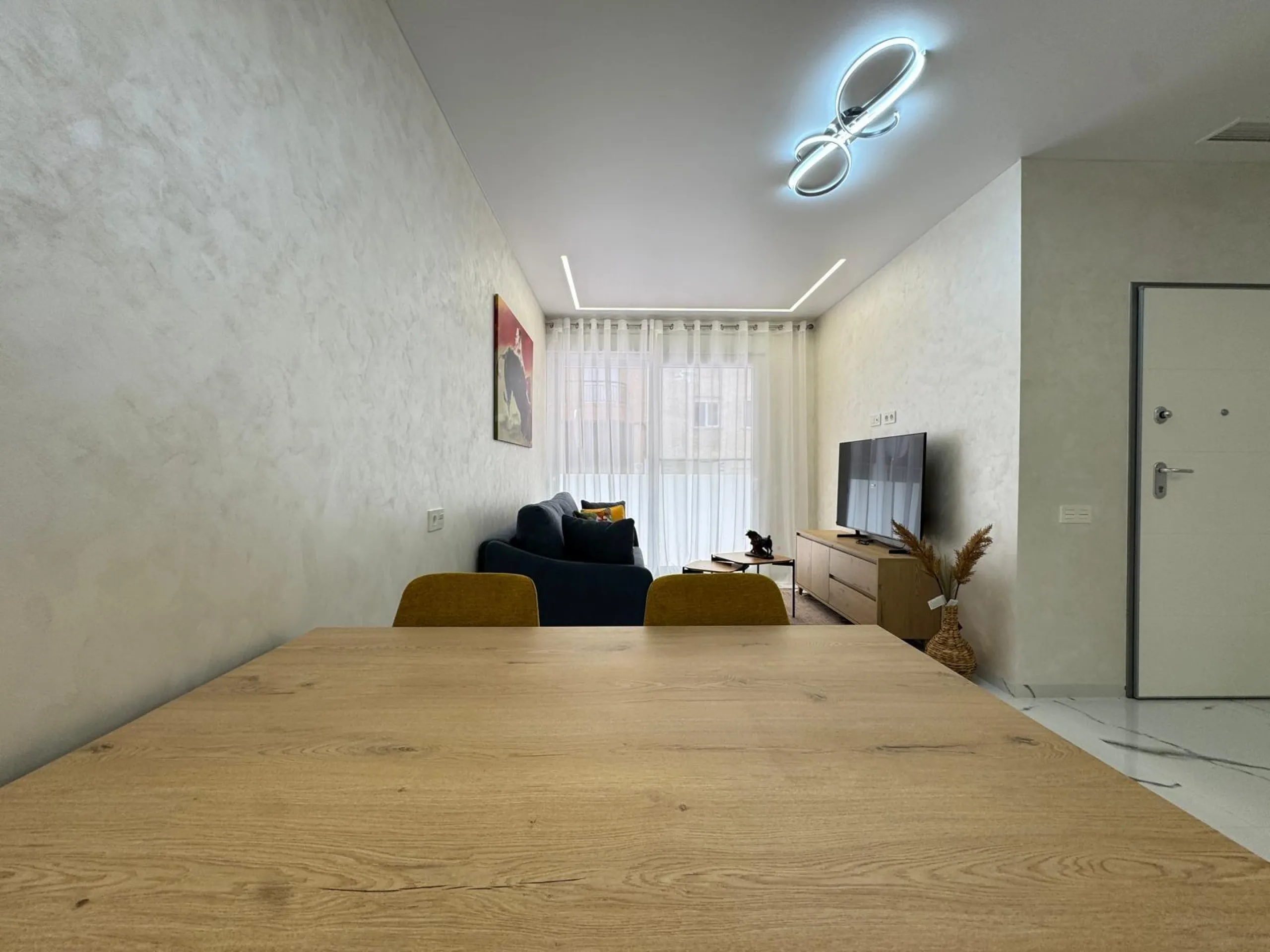 TOTALMENTE REFORMADO APARTAMENTO A 50 METROS DE PLAYA DEL CURA. 2 DORM. 2 BAÑOS. SUPERFICIE CONSTRUIDA 67 M2.