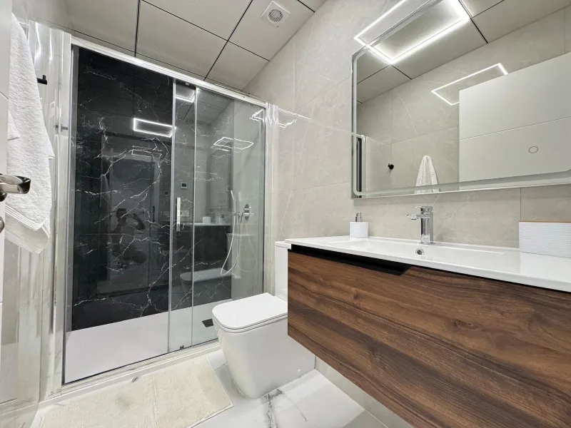 TOTALMENTE REFORMADO APARTAMENTO A 50 METROS DE PLAYA DEL CURA. 2 DORM. 2 BAÑOS. SUPERFICIE CONSTRUIDA 67 M2.