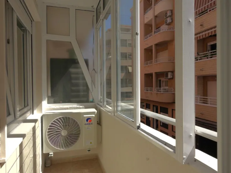Apartamento completamente renovado cerca de la playa Los Locos y Del Cura