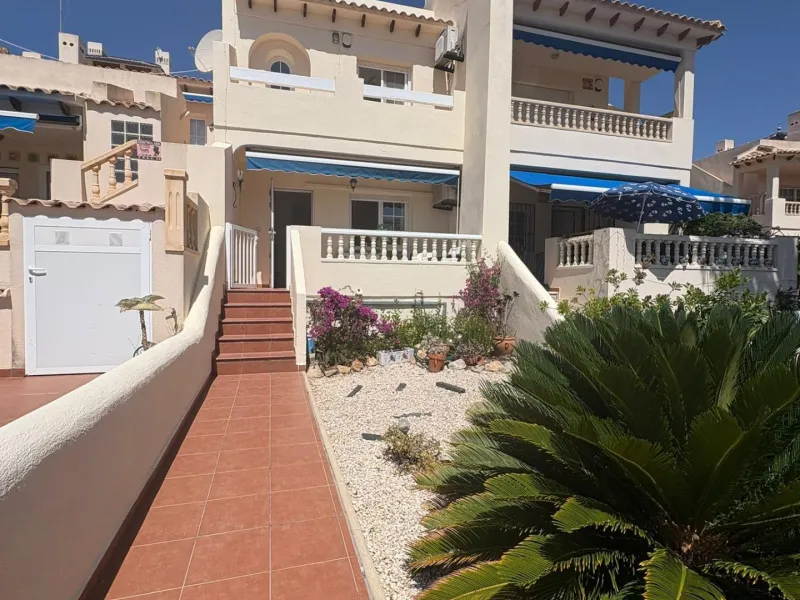 Charming Duplex in Las Ramblas, Orihuela Costa - Ideal for Living