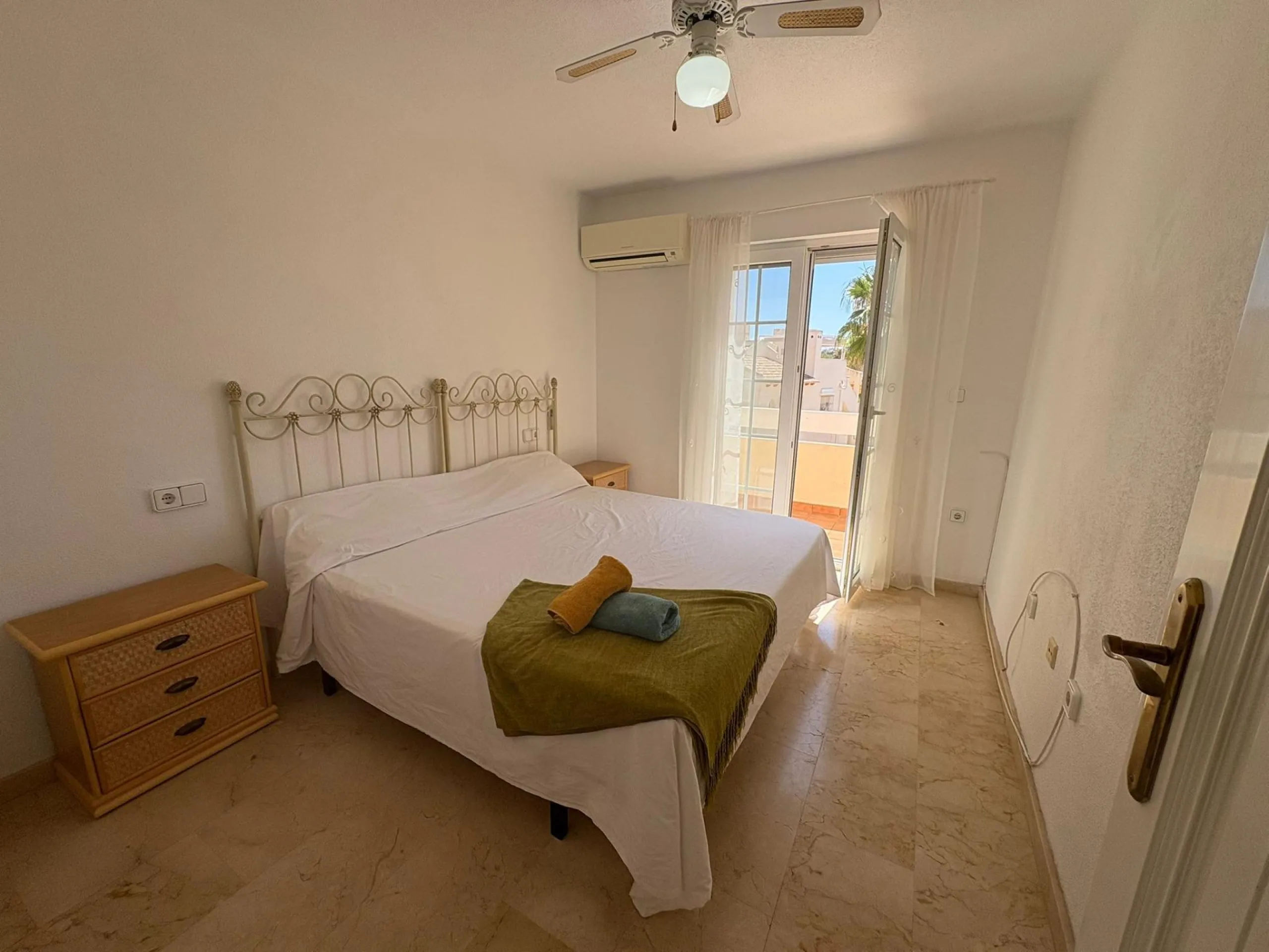 Charming Duplex in Las Ramblas, Orihuela Costa - Ideal for Living