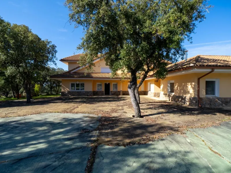 A UNIQUE ESTATE IN THE SIERRA DE GUADARRAMA NATIONAL PARK, MADRID