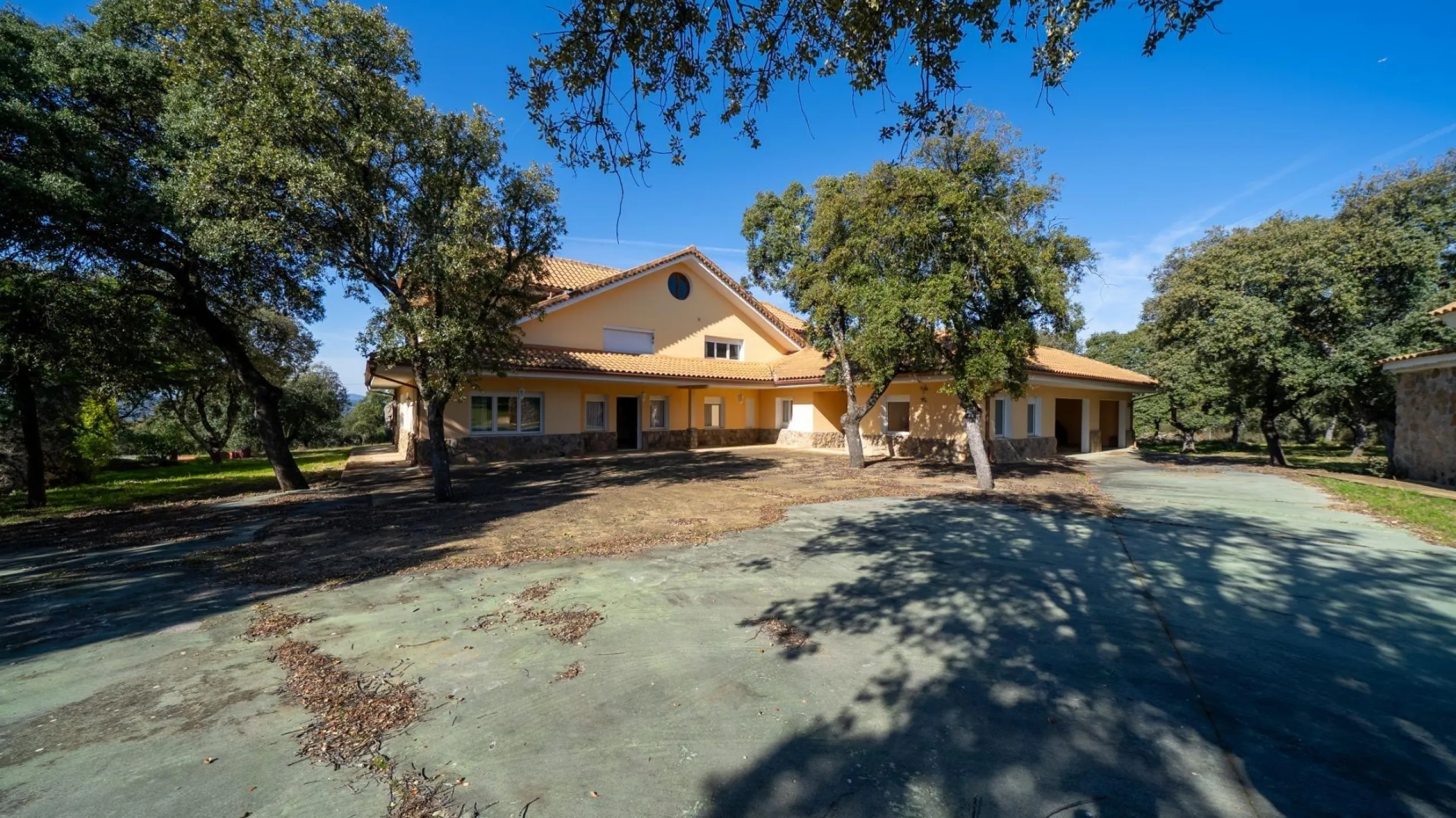 A UNIQUE ESTATE IN THE SIERRA DE GUADARRAMA NATIONAL PARK, MADRID