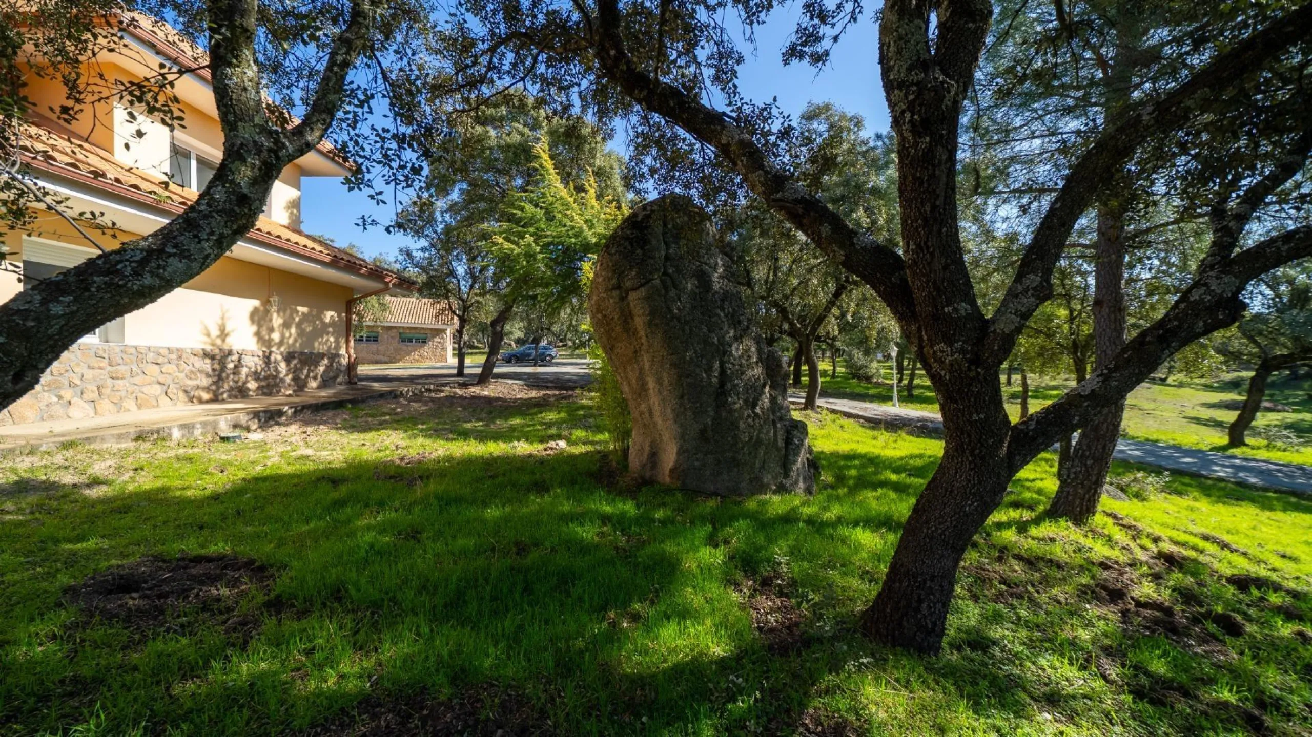A UNIQUE ESTATE IN THE SIERRA DE GUADARRAMA NATIONAL PARK, MADRID