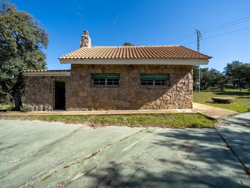A UNIQUE ESTATE IN THE SIERRA DE GUADARRAMA NATIONAL PARK, MADRID