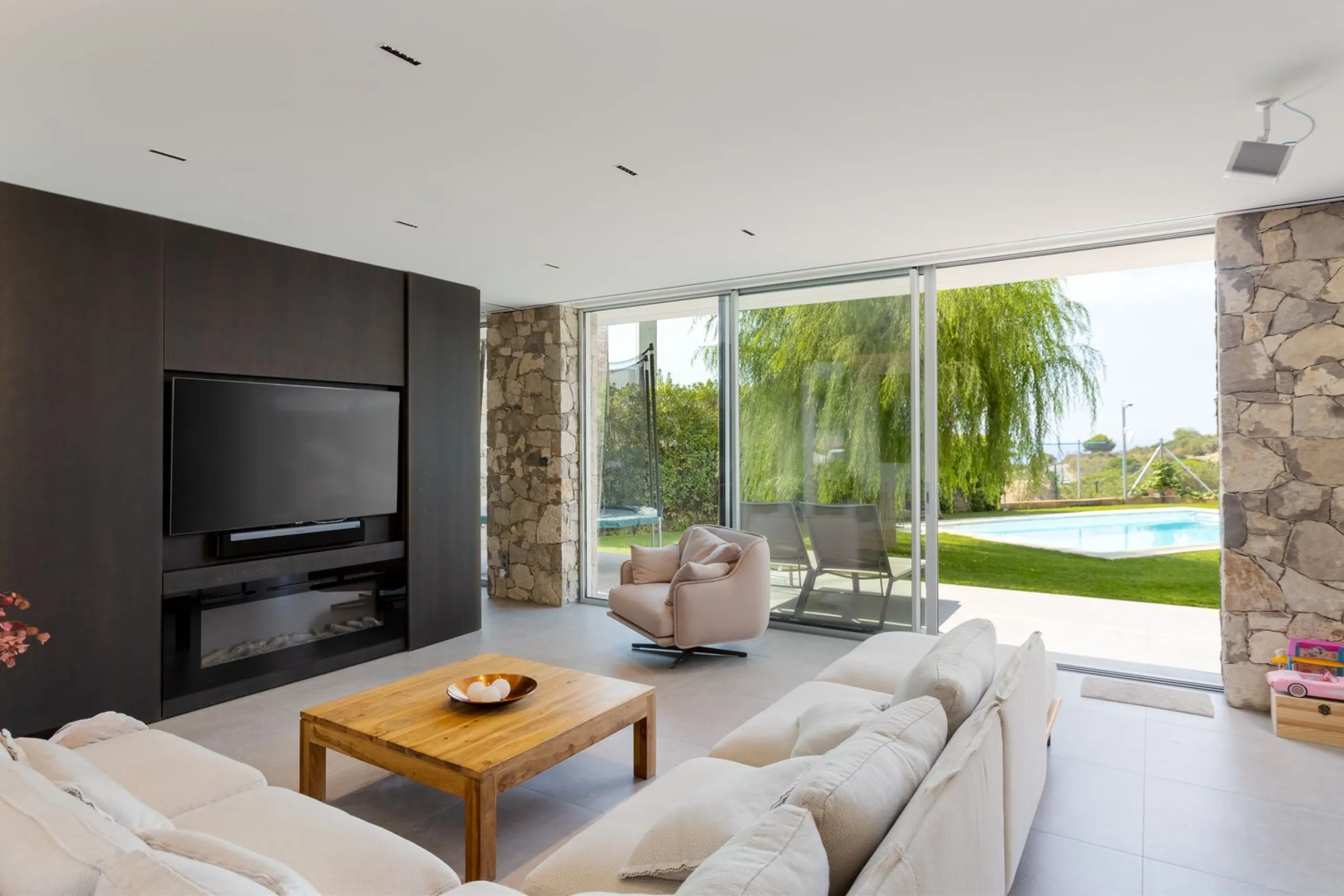 Exclusive Luxury Home with Sea Views in Teia, Barcelona
