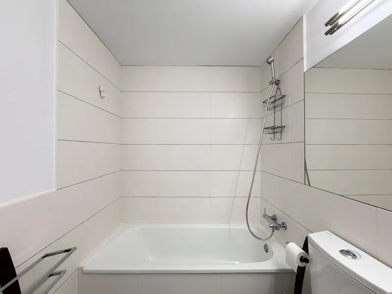 АПАРТАМЕНТЫ С ПРИВАТНЫМ УЧАСТКОМ 30 М2 В КАМПОАМОР. 3 СПАЛЬНИ. 2 ВАННЫЕ. ПЛОЩАДЬ 93 М2. ОБЩИЙ БАССЕЙН
