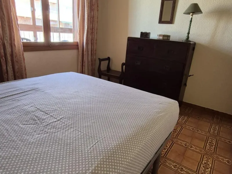 ¡SUPER PRECIO! APARTAMENTO EN PRIMERA LINEA DE PLAYA CON VISTAS AL MAR + PISCINA COMUNITARIA