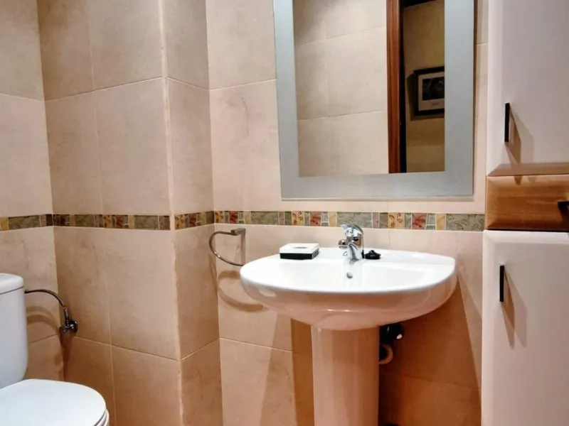 ¡SUPER PRECIO! APARTAMENTO EN PRIMERA LINEA DE PLAYA CON VISTAS AL MAR + PISCINA COMUNITARIA