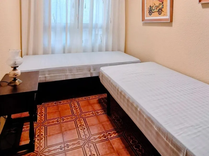¡SUPER PRECIO! APARTAMENTO EN PRIMERA LINEA DE PLAYA CON VISTAS AL MAR + PISCINA COMUNITARIA