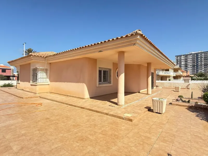 Exclusive Detached Villa Just 30 Metres from Bellavista Beach in La Manga del Mar Menor