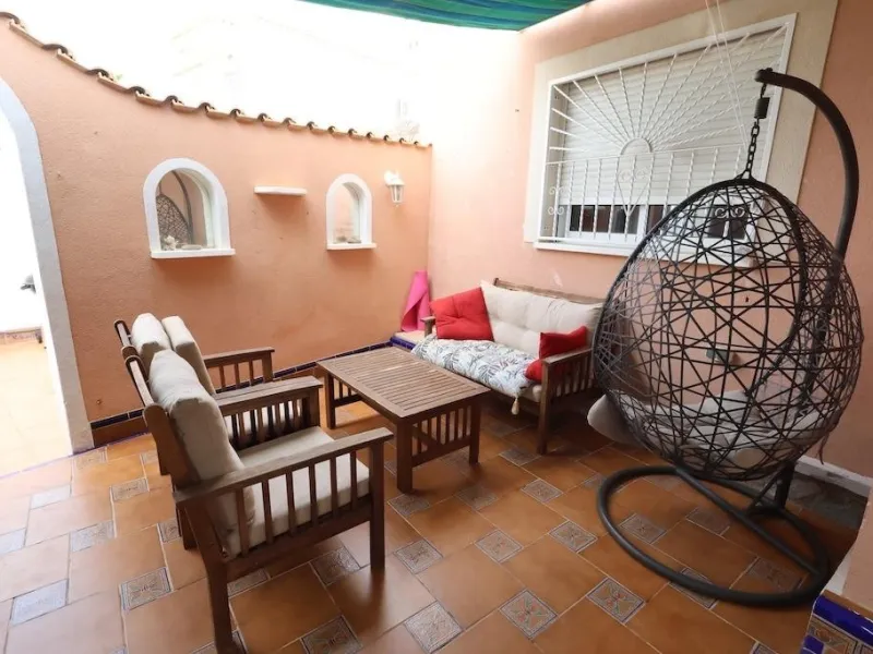 Ciudad Quesada, Residencial Elena – Corner townhouse directly facing the communal pool.