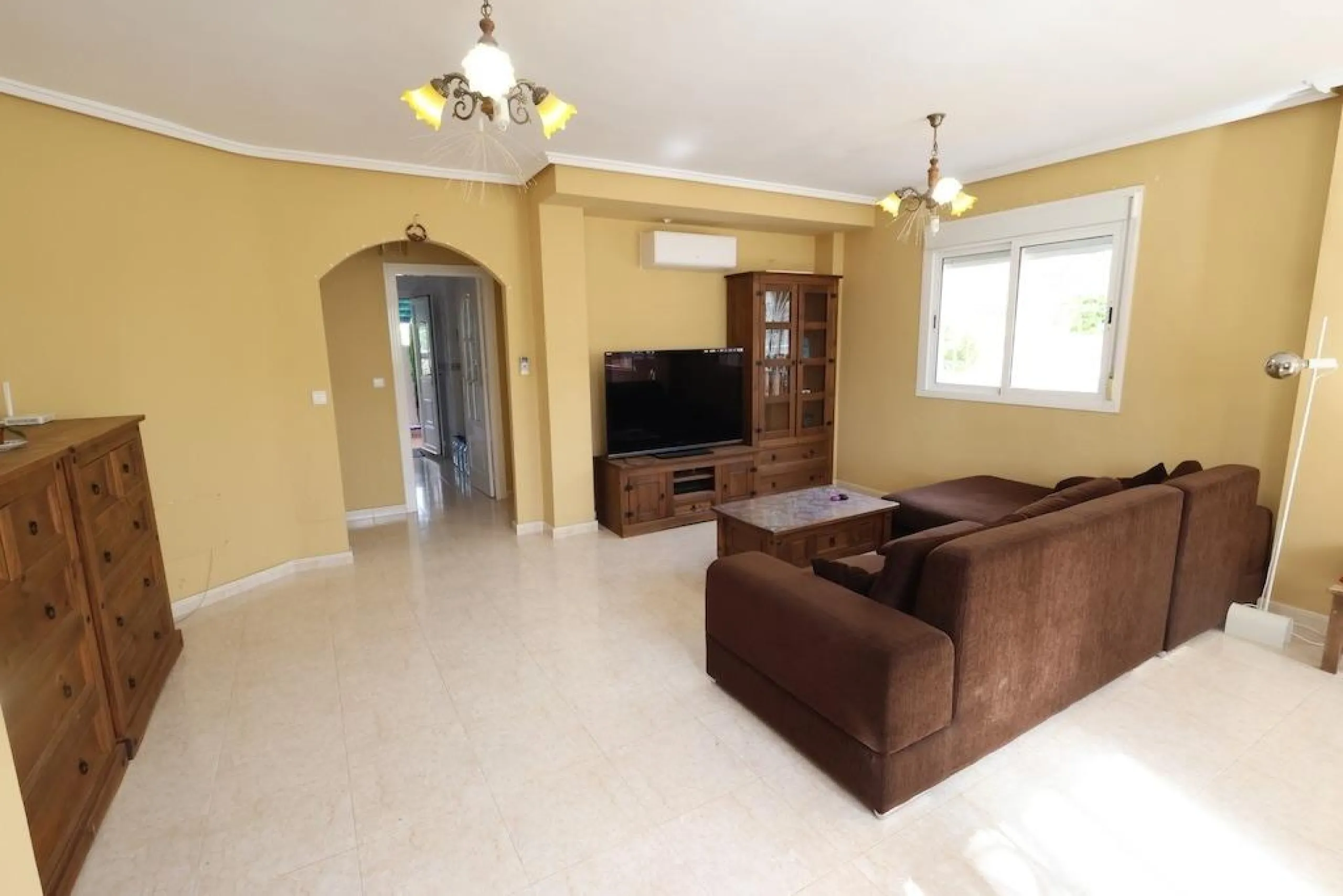 Ciudad Quesada, Residencial Elena – Corner townhouse directly facing the communal pool.