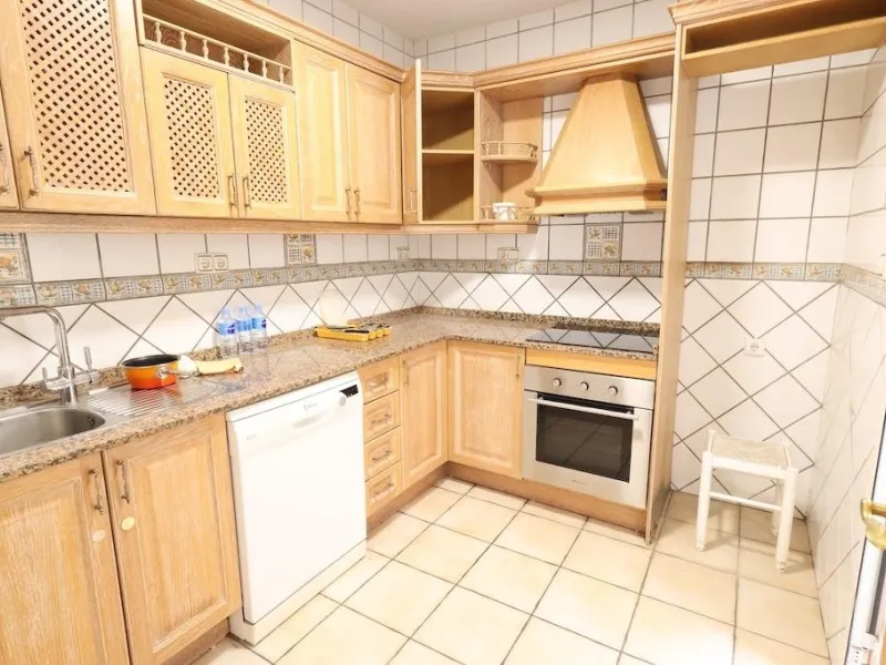 Corner townhouse in los Balcones