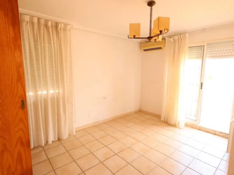 Corner townhouse in los Balcones