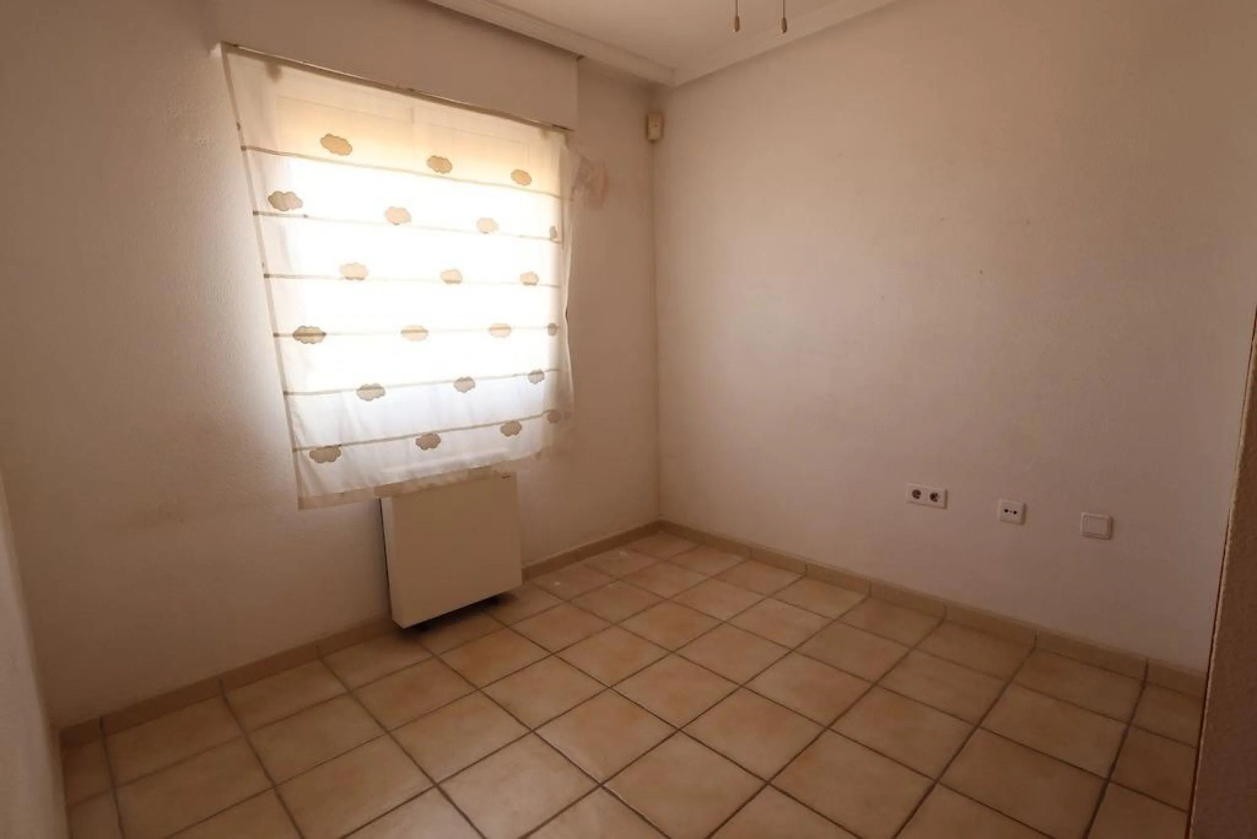 Corner townhouse in los Balcones