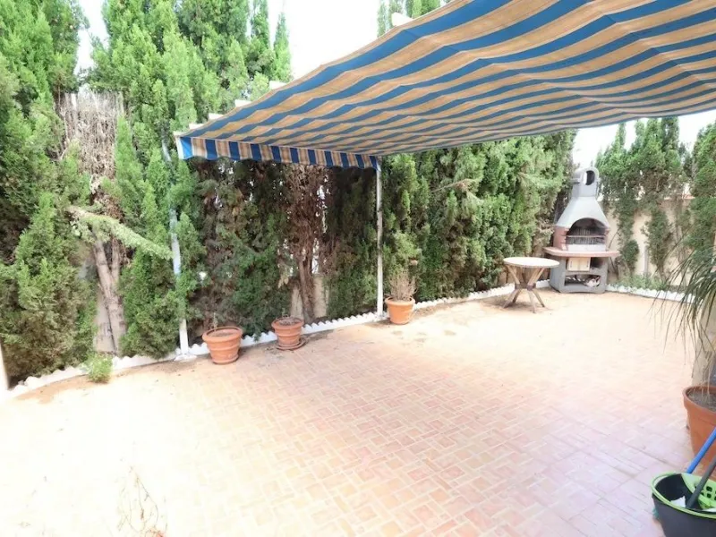 Corner townhouse in los Balcones