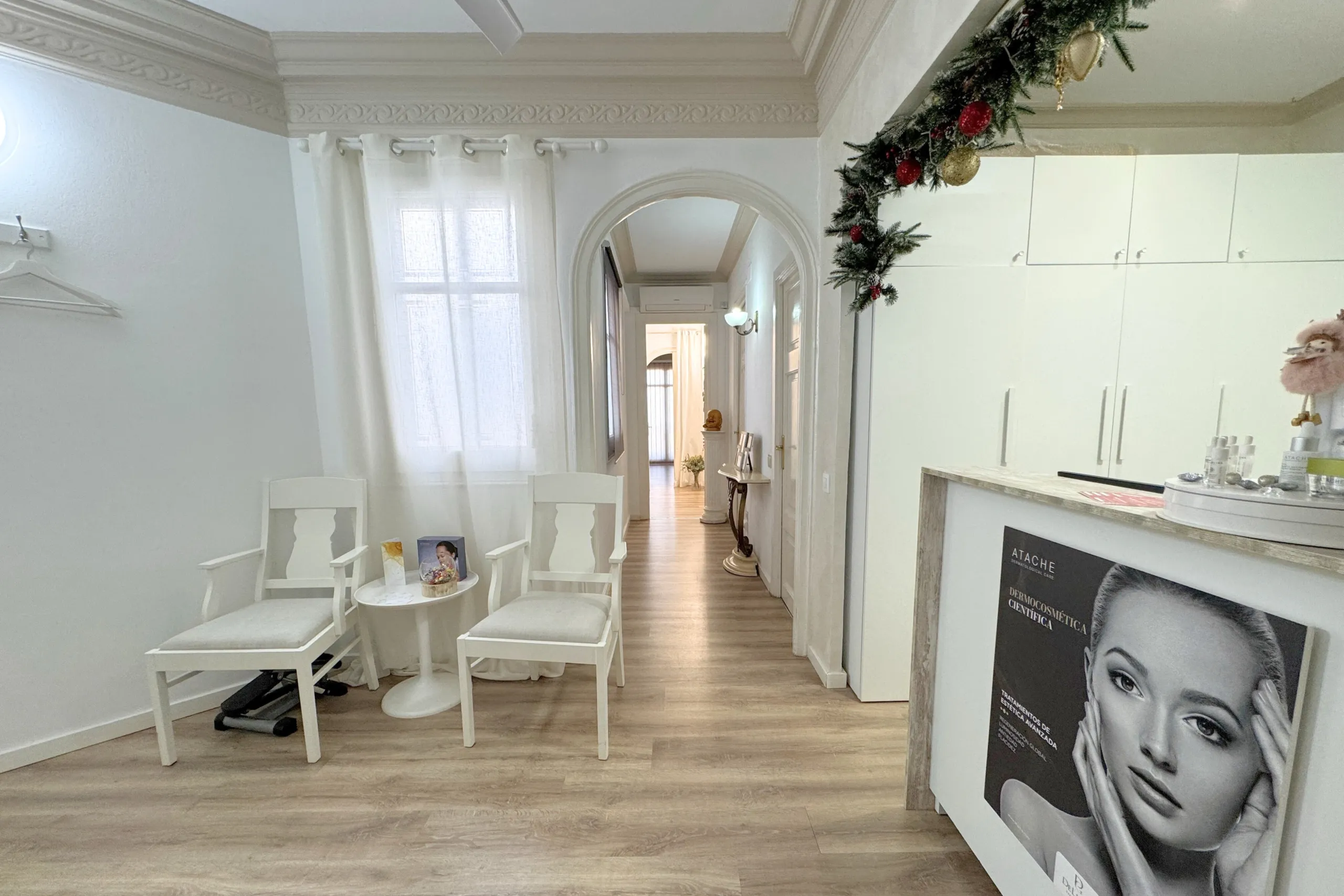 Aesthetics Center and Physiotherapy Clinic in L'Antiga Esquerra de l'Eixample, Barcelona