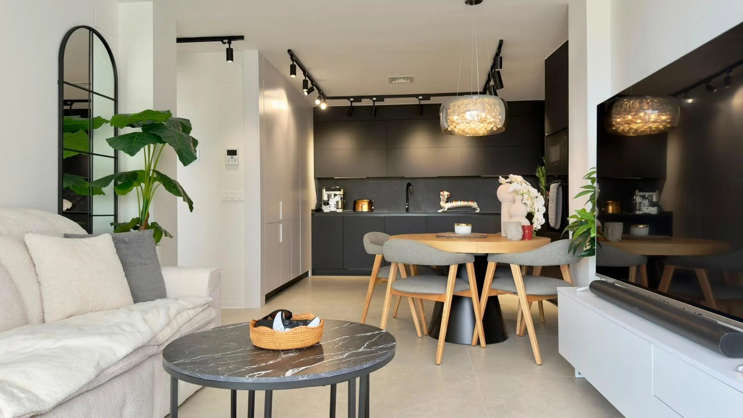 ÁTICO DÚPLEX EXCLUSIVO CON VISTAS PANORÁMICAS AL MAR EN BALCÓN DE FINESTRAT