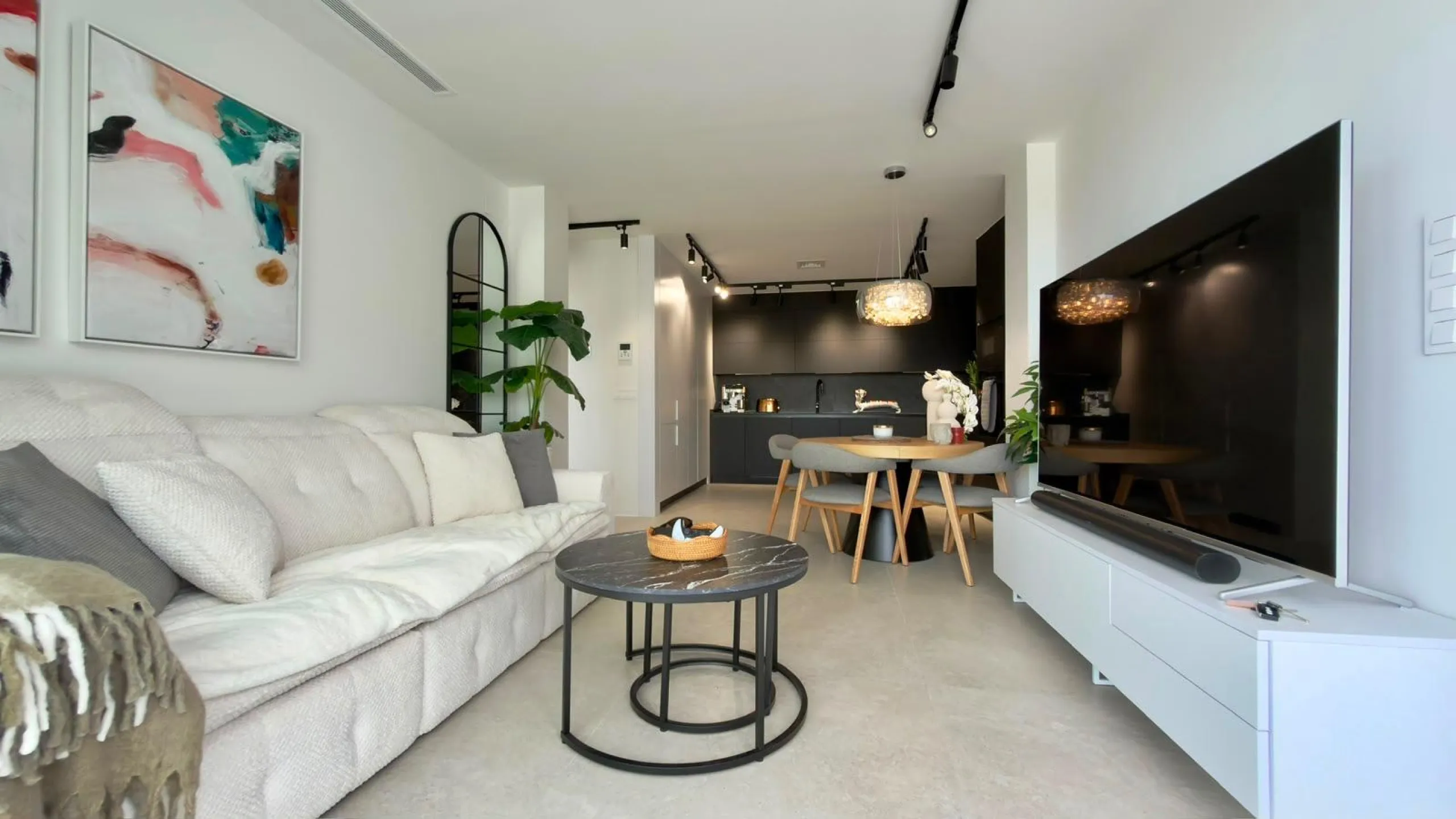 ÁTICO DÚPLEX EXCLUSIVO CON VISTAS PANORÁMICAS AL MAR EN BALCÓN DE FINESTRAT