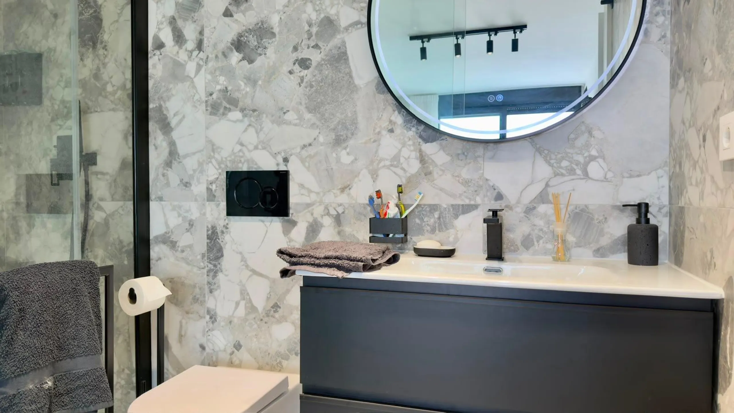 ÁTICO DÚPLEX EXCLUSIVO CON VISTAS PANORÁMICAS AL MAR EN BALCÓN DE FINESTRAT
