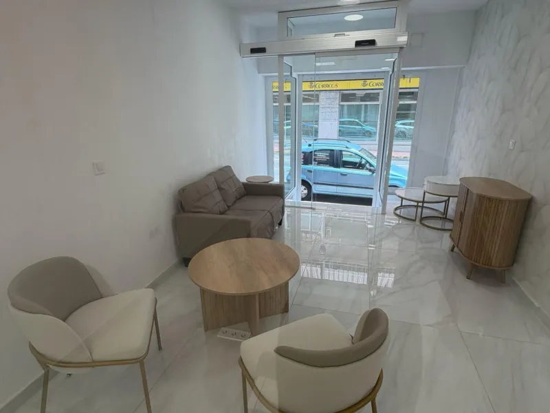 Local Comercial reformado de 88 m2 en Torrevieja