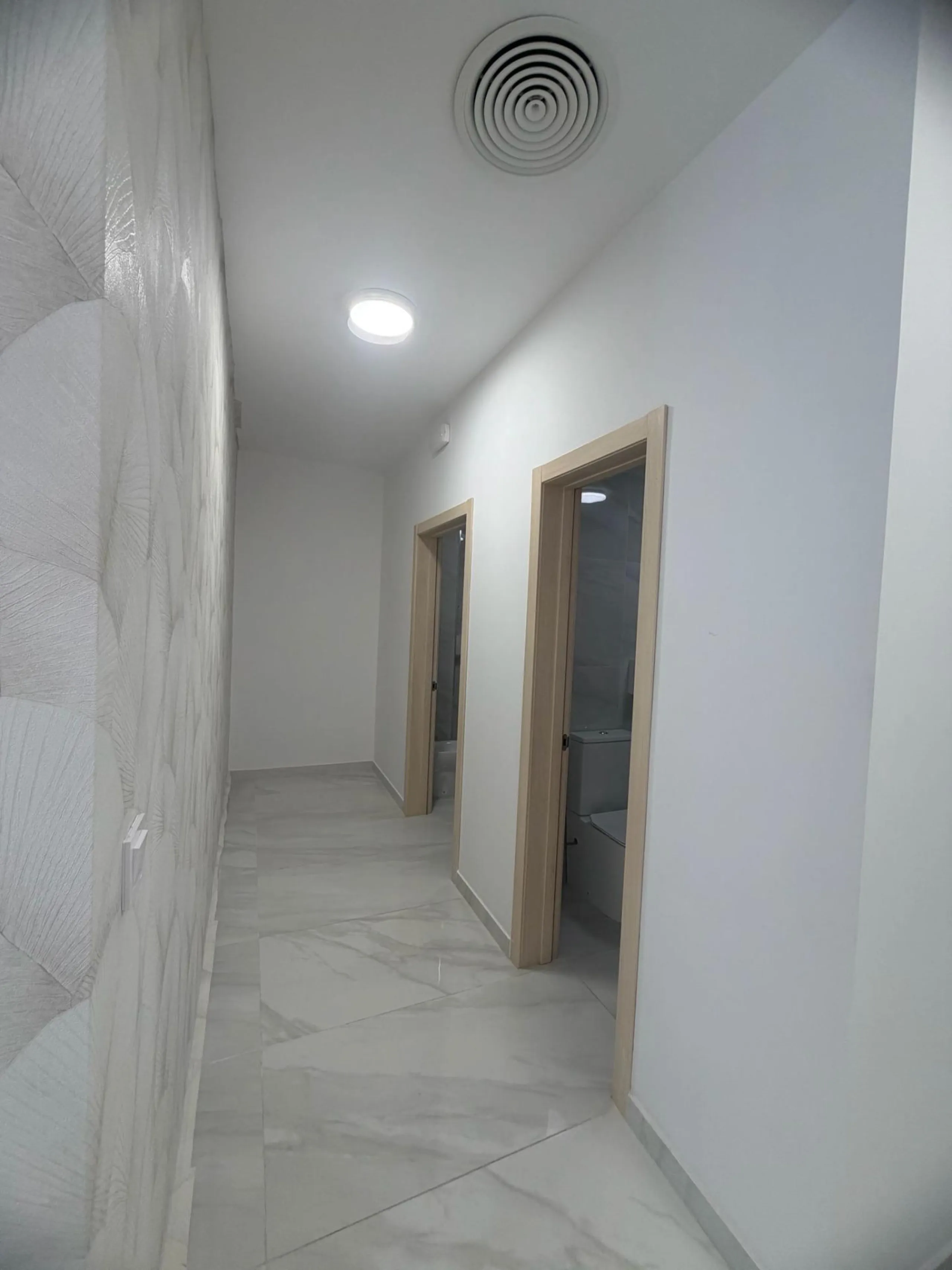 Local Comercial reformado de 88 m2 en Torrevieja