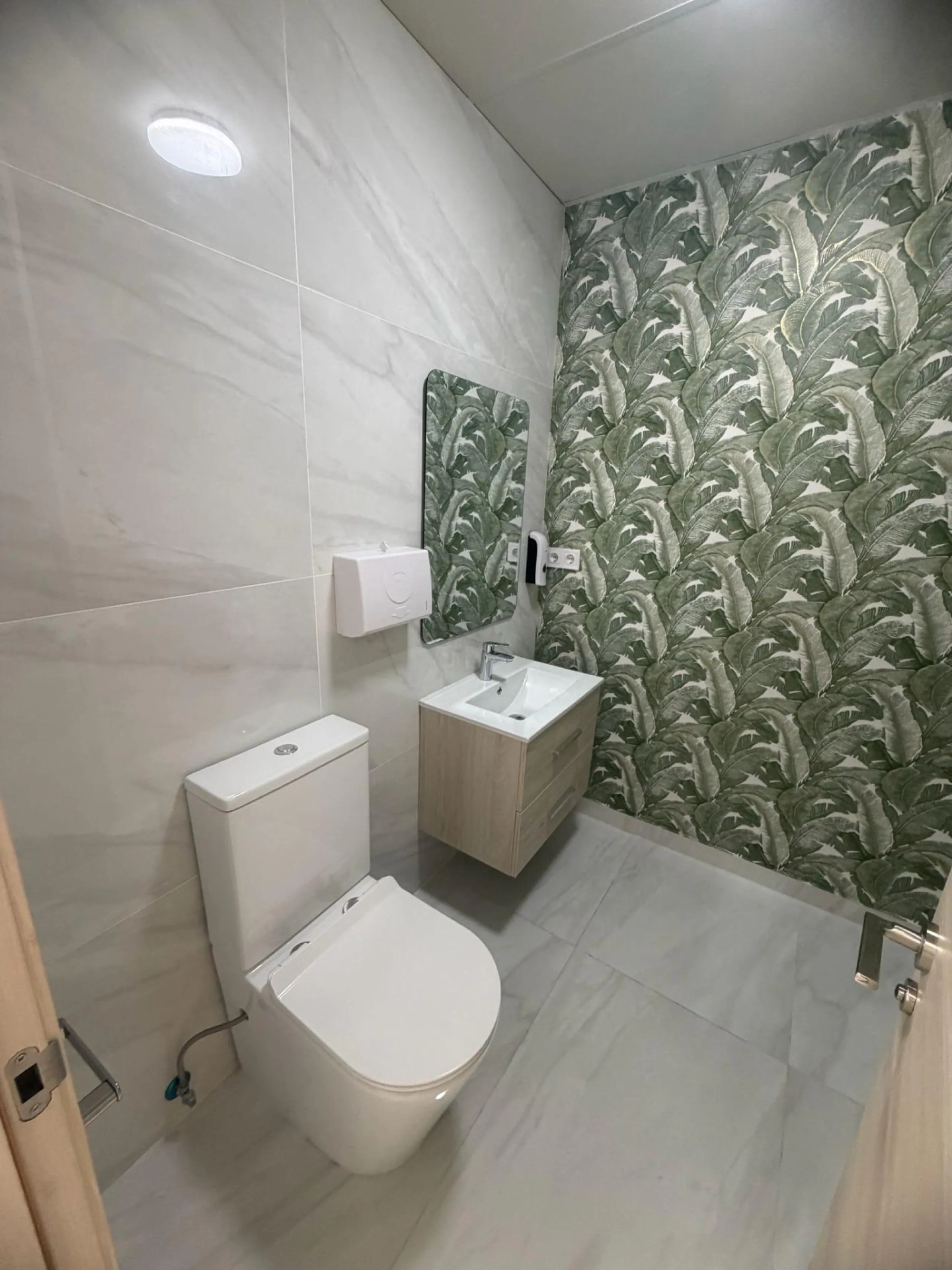 Local Comercial reformado de 88 m2 en Torrevieja