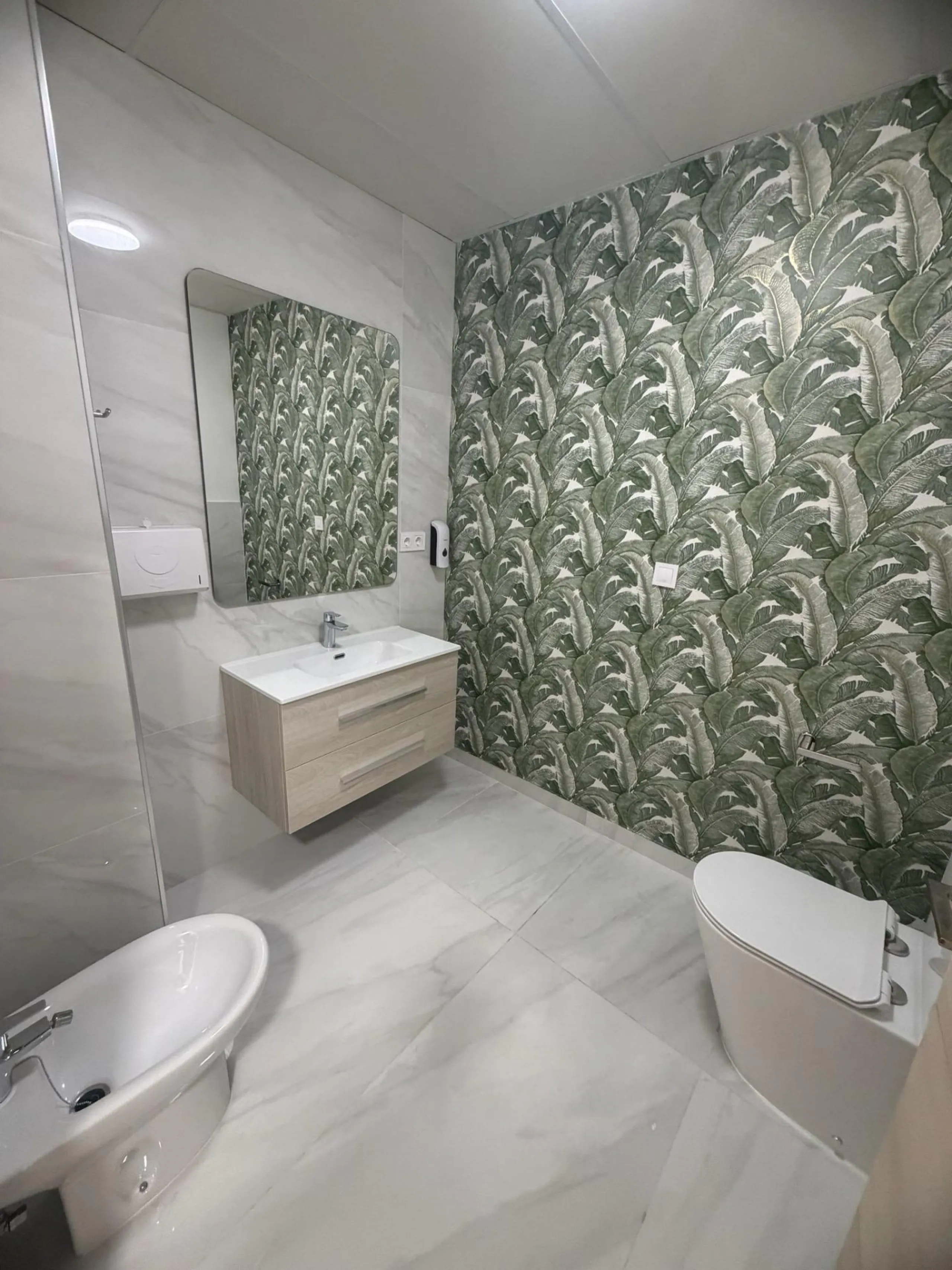 Local Comercial reformado de 88 m2 en Torrevieja