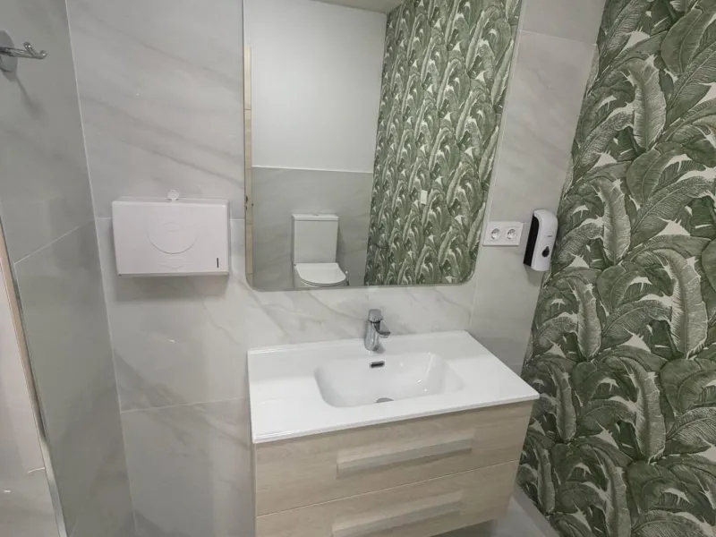 Local Comercial reformado de 88 m2 en Torrevieja