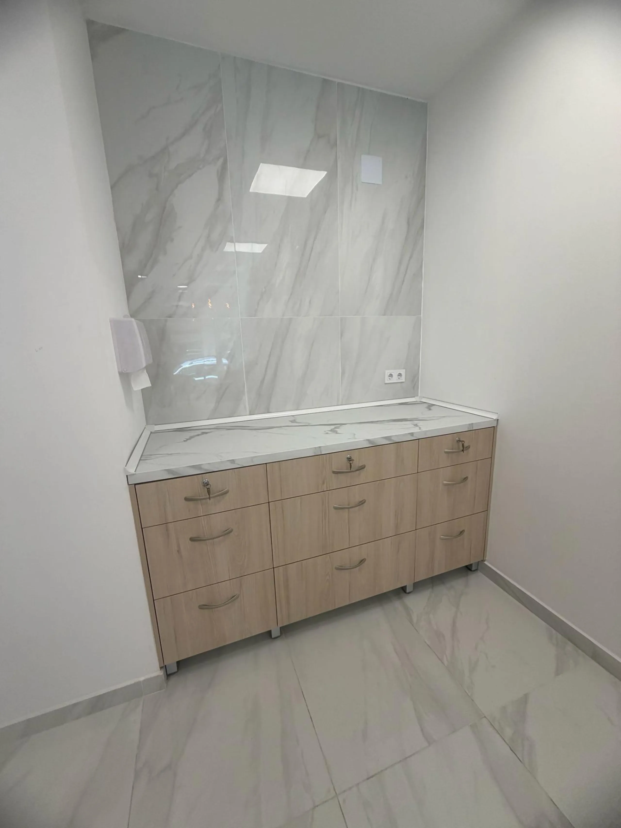 Local Comercial reformado de 88 m2 en Torrevieja
