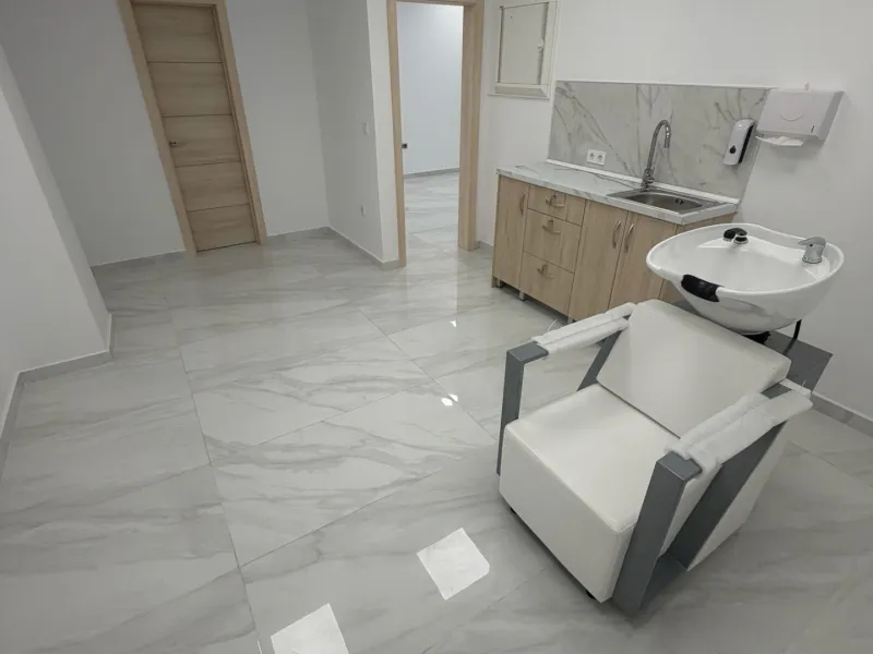 Local Comercial reformado de 88 m2 en Torrevieja