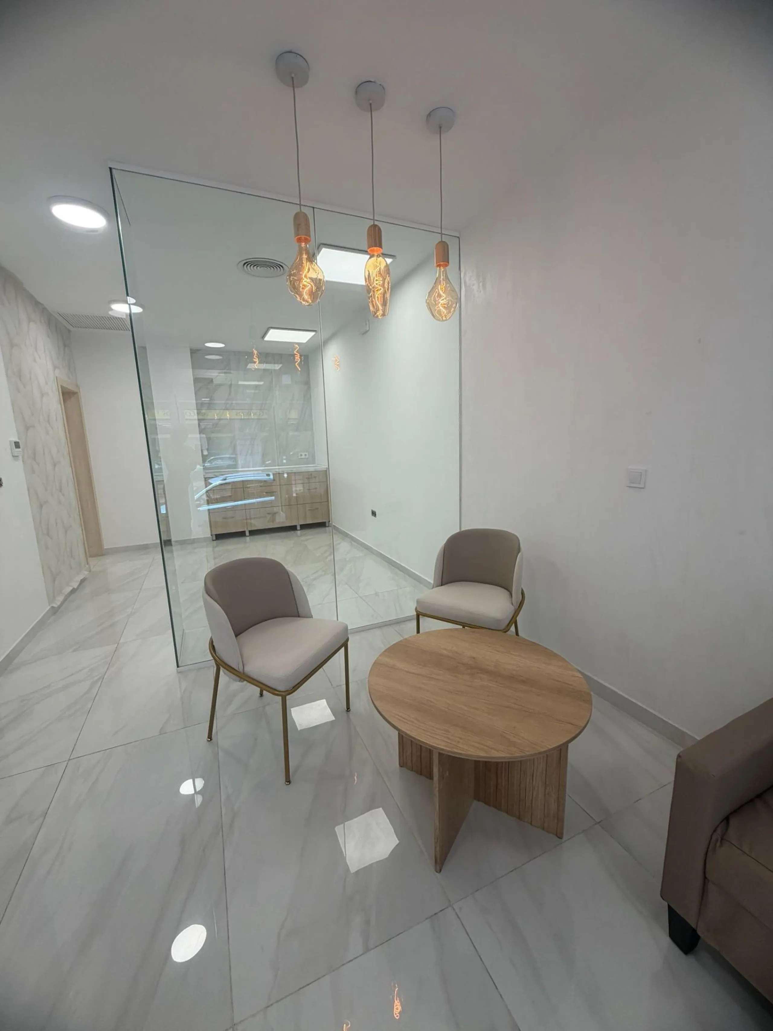 Local Comercial reformado de 88 m2 en Torrevieja
