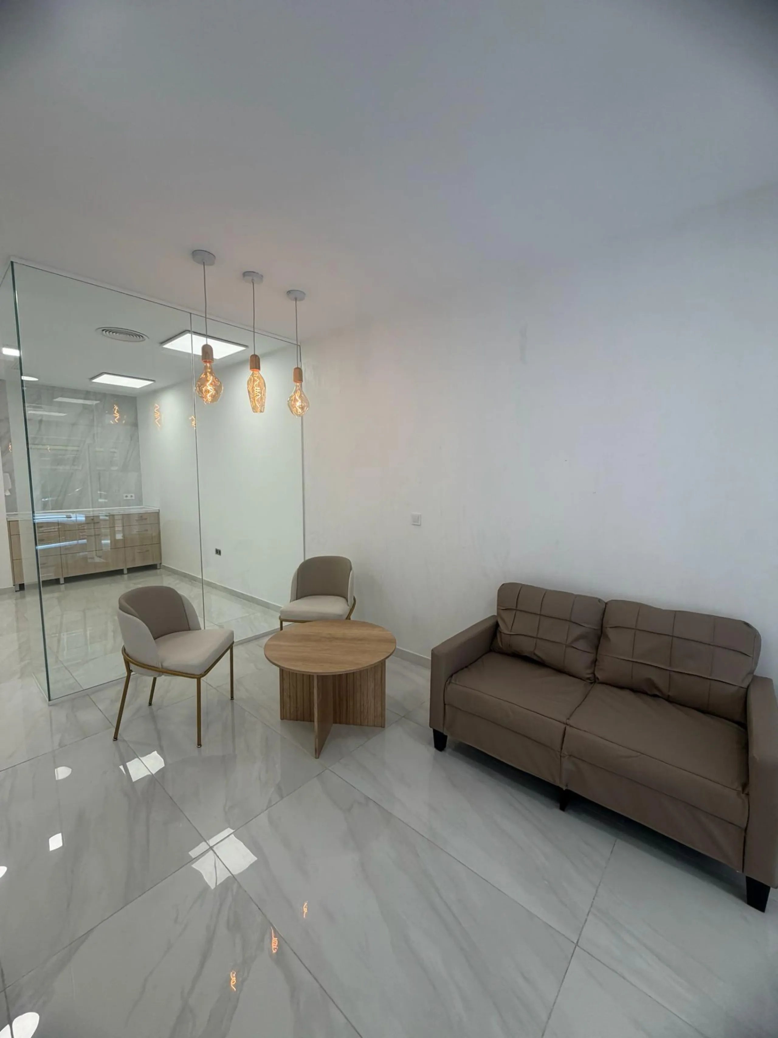 Local Comercial reformado de 88 m2 en Torrevieja