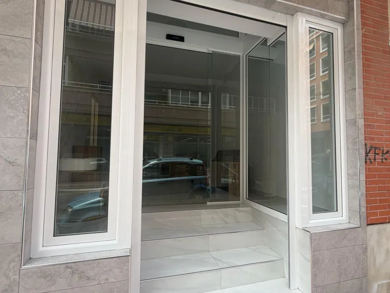 Local Comercial reformado de 88 m2 en Torrevieja