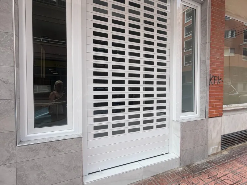 Local Comercial reformado de 88 m2 en Torrevieja