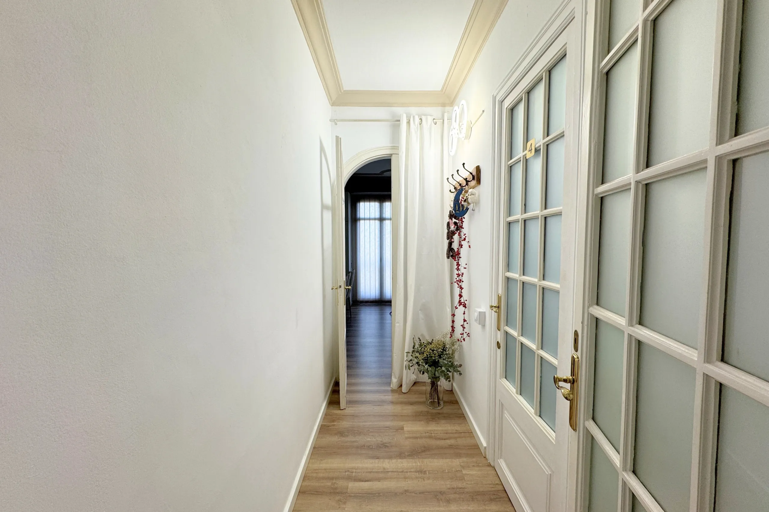Aesthetics Center and Physiotherapy Clinic in L'Antiga Esquerra de l'Eixample, Barcelona