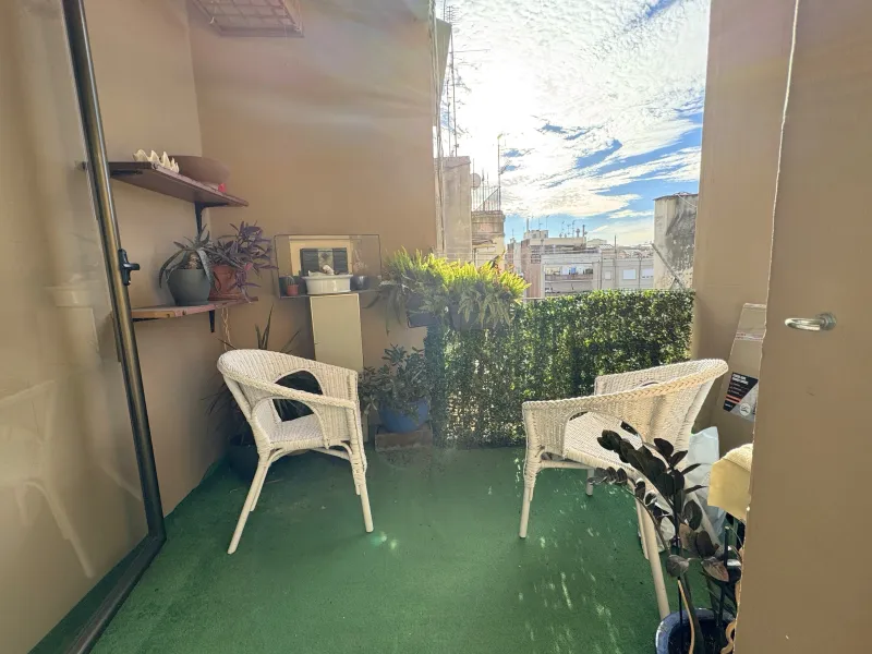 Aesthetics Center and Physiotherapy Clinic in L'Antiga Esquerra de l'Eixample, Barcelona