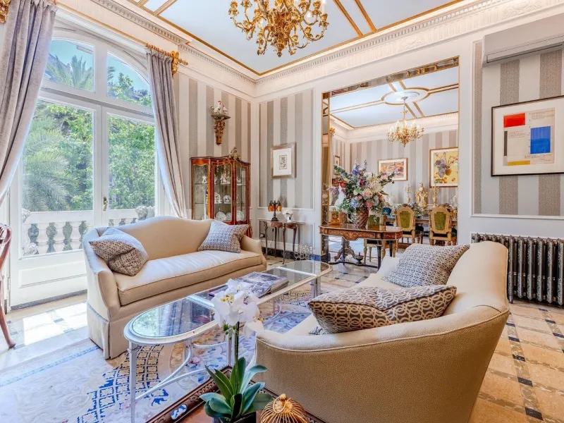 A True Work of Art: An Exclusive Designer Apartment with Outstanding Details and an Antique Collection in Sant Gervasi, Barcelona